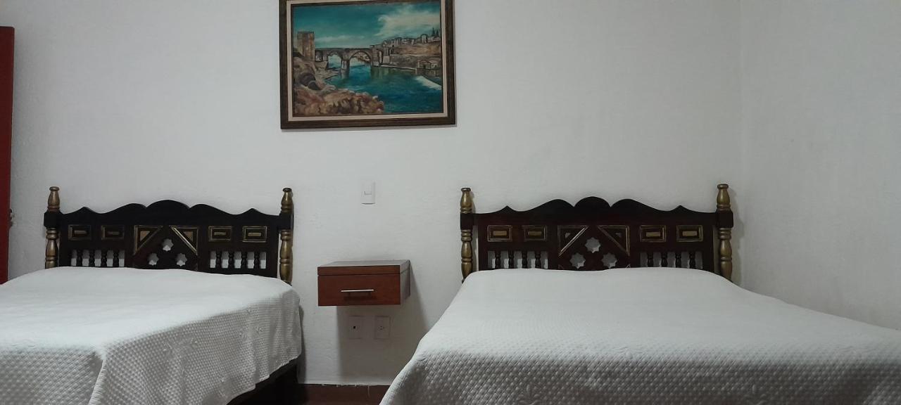 Posada De San Agustin パツクアロ エクステリア 写真