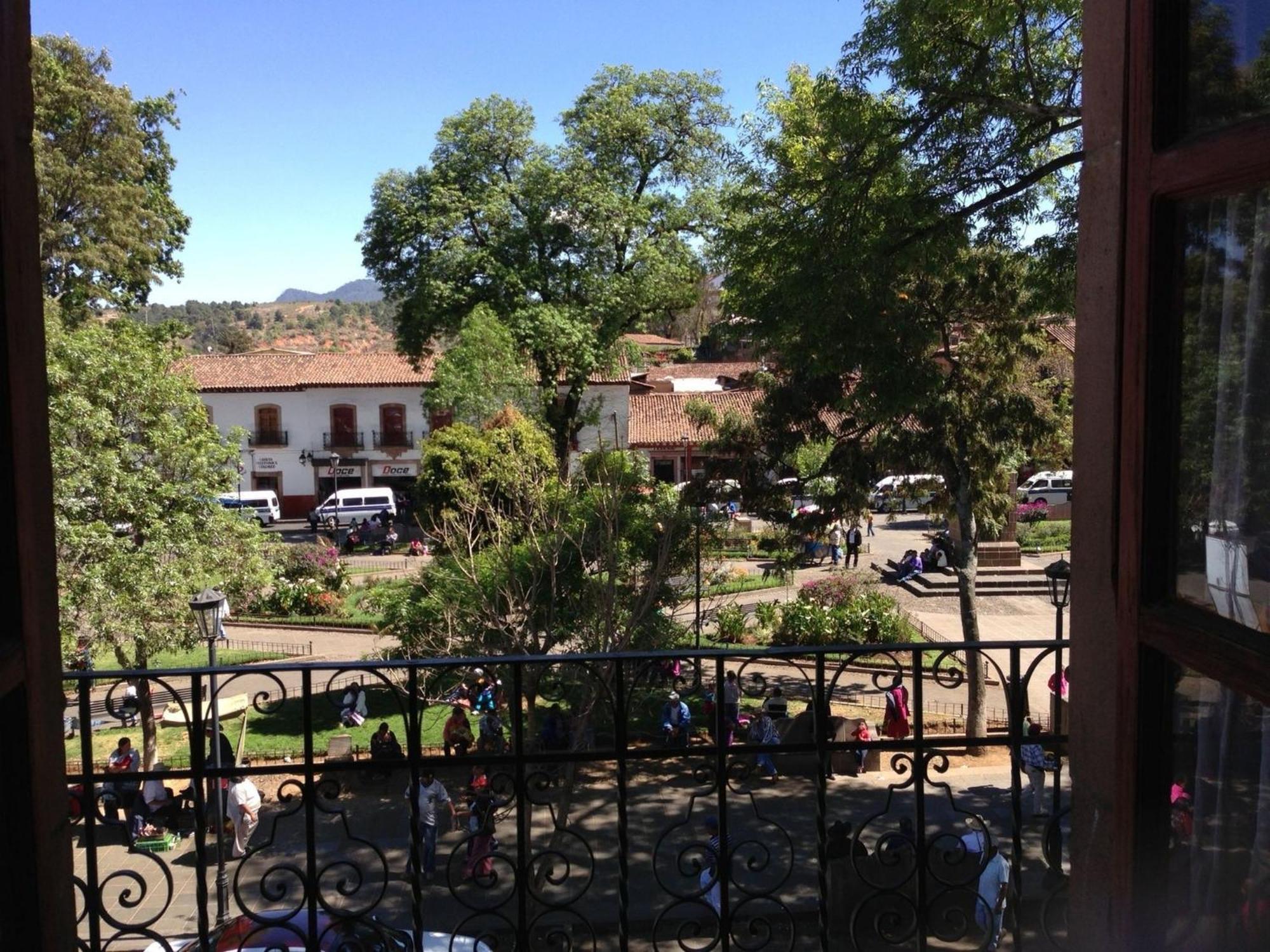 Posada De San Agustin パツクアロ エクステリア 写真