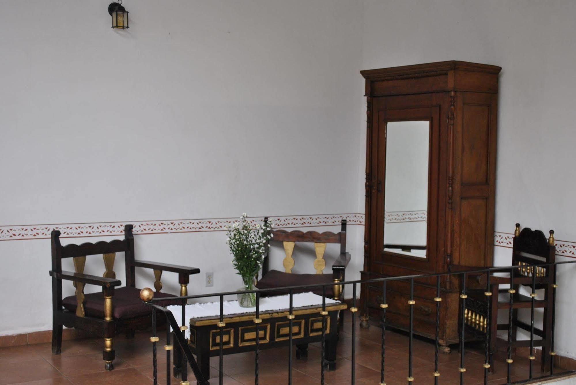 Posada De San Agustin パツクアロ エクステリア 写真