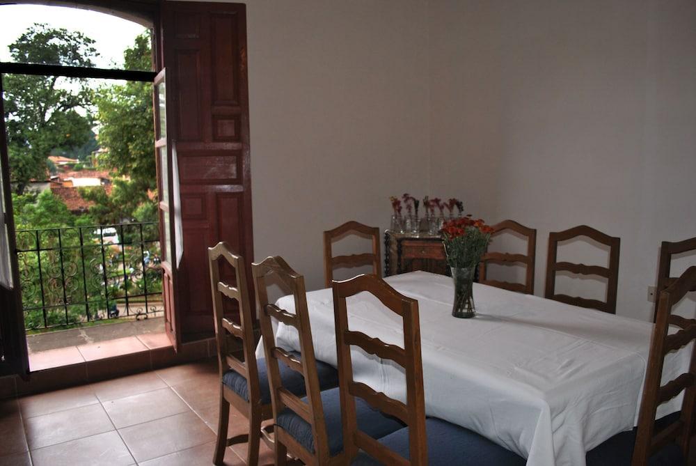 Posada De San Agustin パツクアロ エクステリア 写真